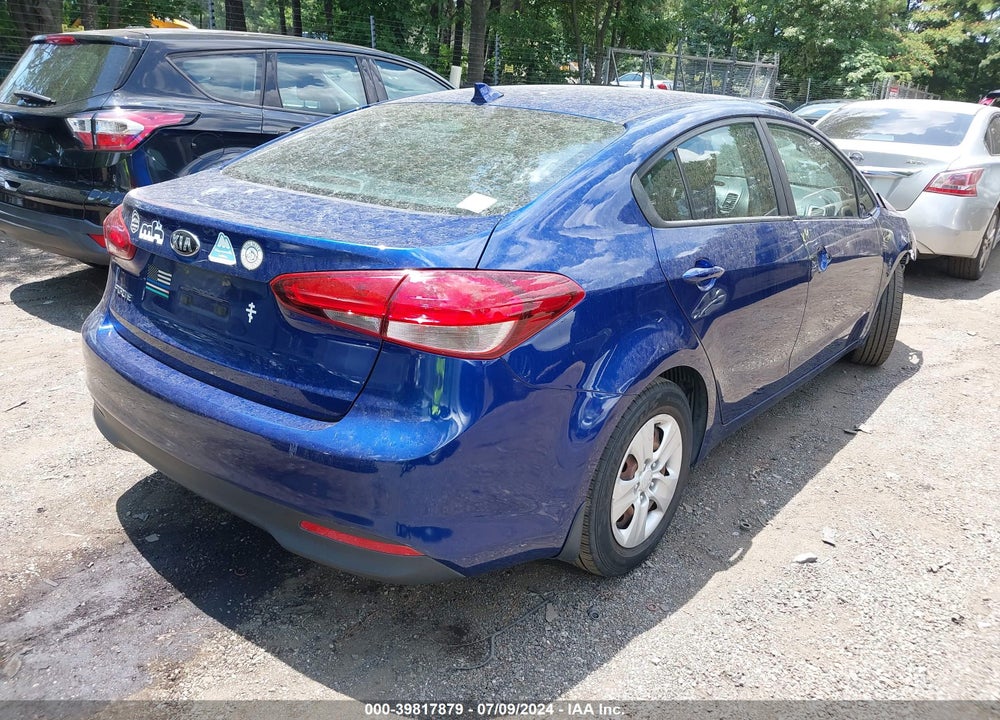 2018 KIA FORTE LX VIN: 3KPFK4A74JE199327