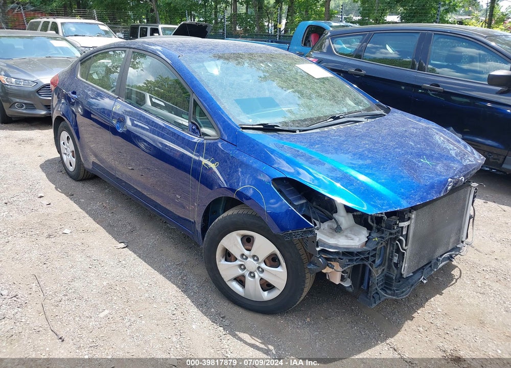 2018 KIA FORTE LX VIN: 3KPFK4A74JE199327