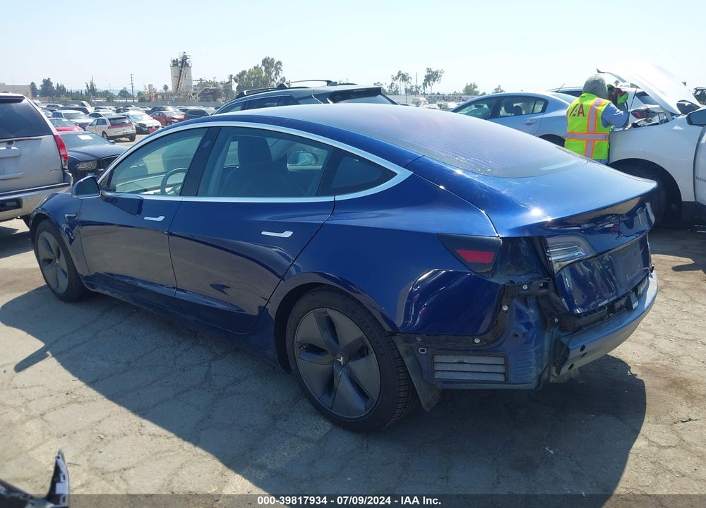 2018 TESLA MODEL 3 LONG RANGE/PERFORMANCE VIN: 5YJ3E1EB0JF105302