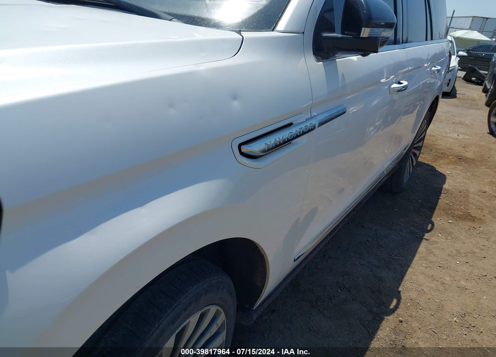 2019 LINCOLN NAVIGATOR RESERVE VIN: 5LMJJ2LT1KEL04049