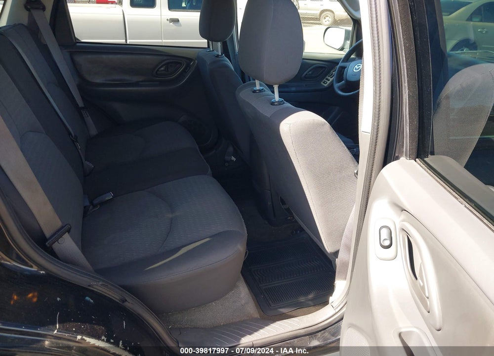 2006 MAZDA TRIBUTE I VIN: 4F2YZ02Z36KM38058