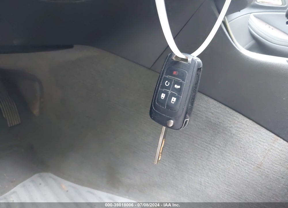 2014 CHEVROLET IMPALA 1LS VIN: 1G11Y5SLXEU102626