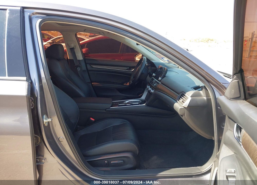 2019 HONDA ACCORD TOURING 2.0T VIN: 1HGCV2F96KA024219