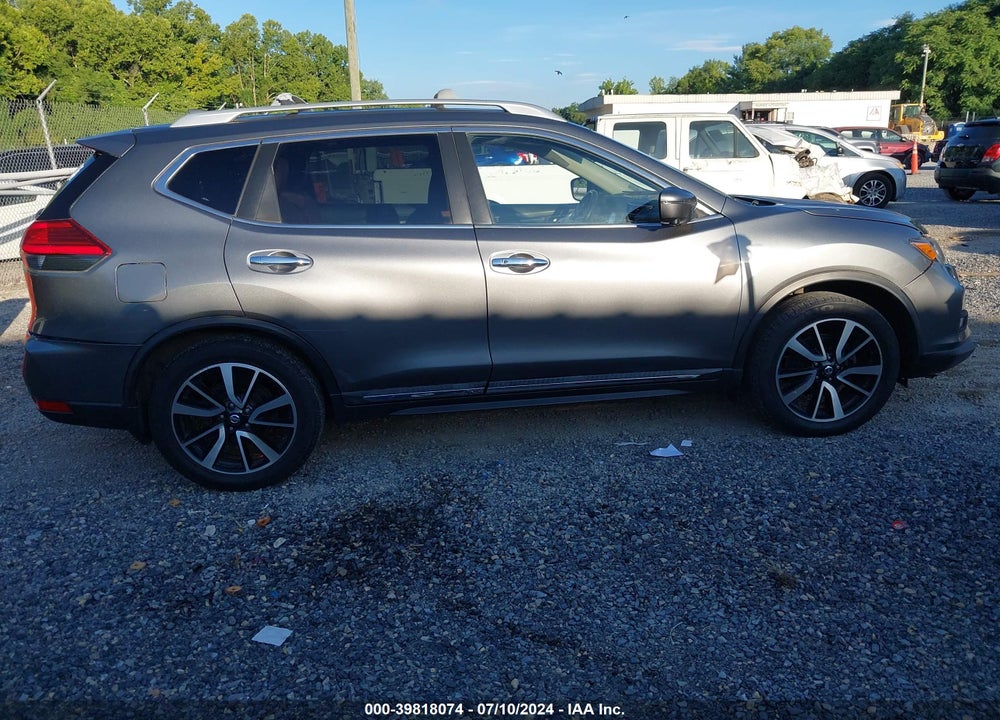 2017 NISSAN ROGUE SL VIN: JN8AT2MV2HW026626