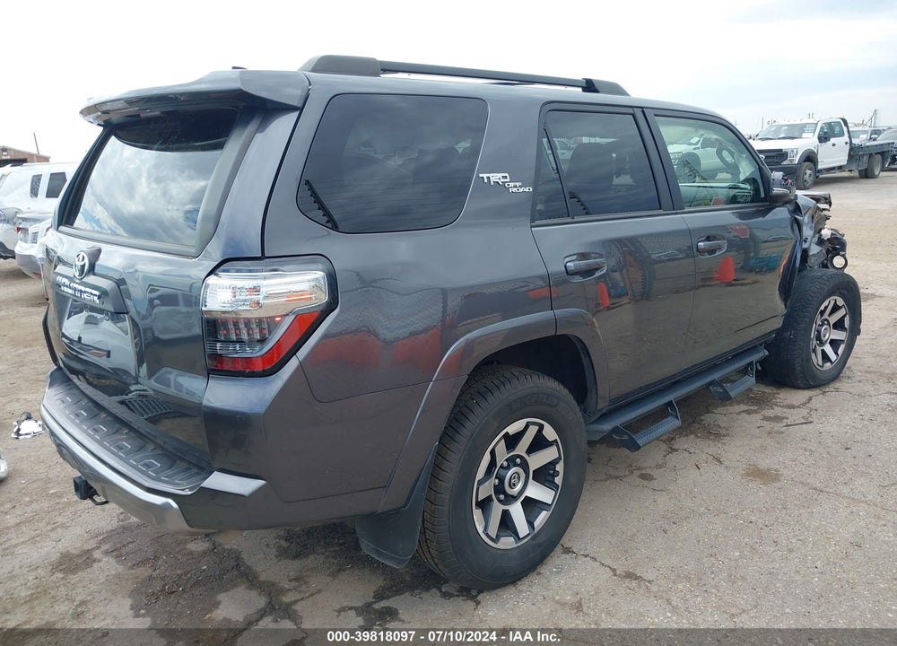 2020 TOYOTA 4RUNNER TRD OFF ROAD PREMIUM VIN: JTEBU5JRXL5804588