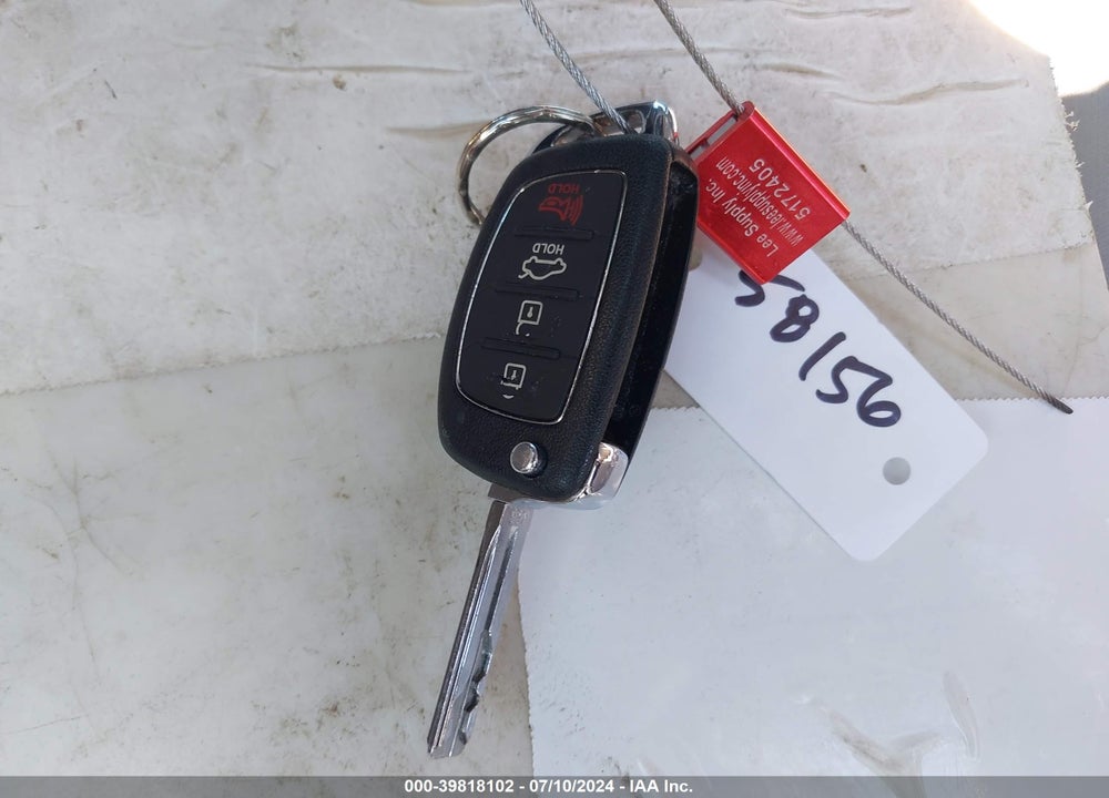 2015 HYUNDAI SONATA SE VIN: 5NPE24AF9FH245479