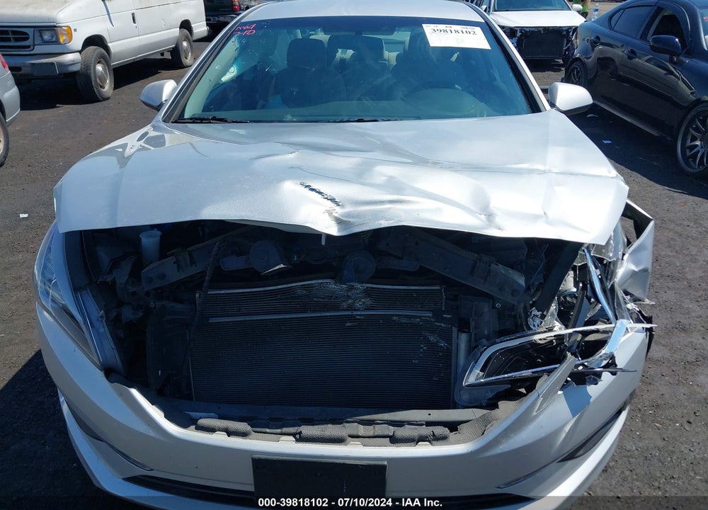 2015 HYUNDAI SONATA SE VIN: 5NPE24AF9FH245479