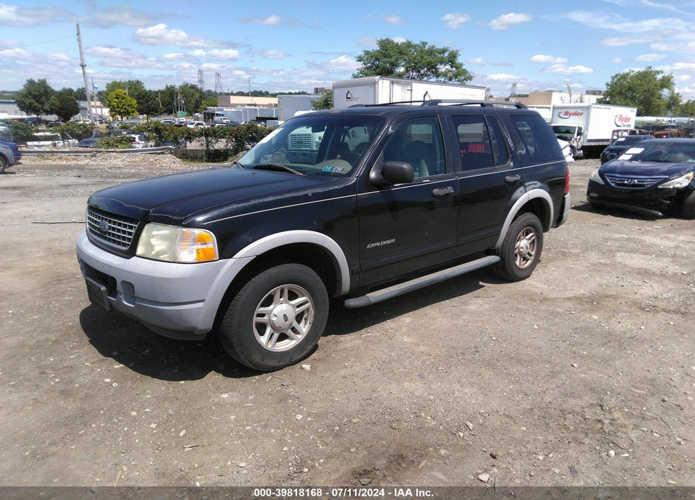 2002 FORD EXPLORER XLS VIN: 1FMZU72E72ZB46256