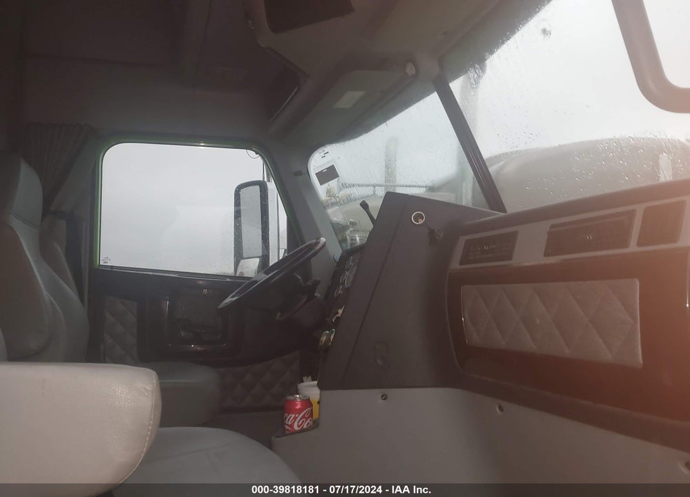 2020 FREIGHTLINER SD122 VIN: 3AKJGNFGXLDLU7812