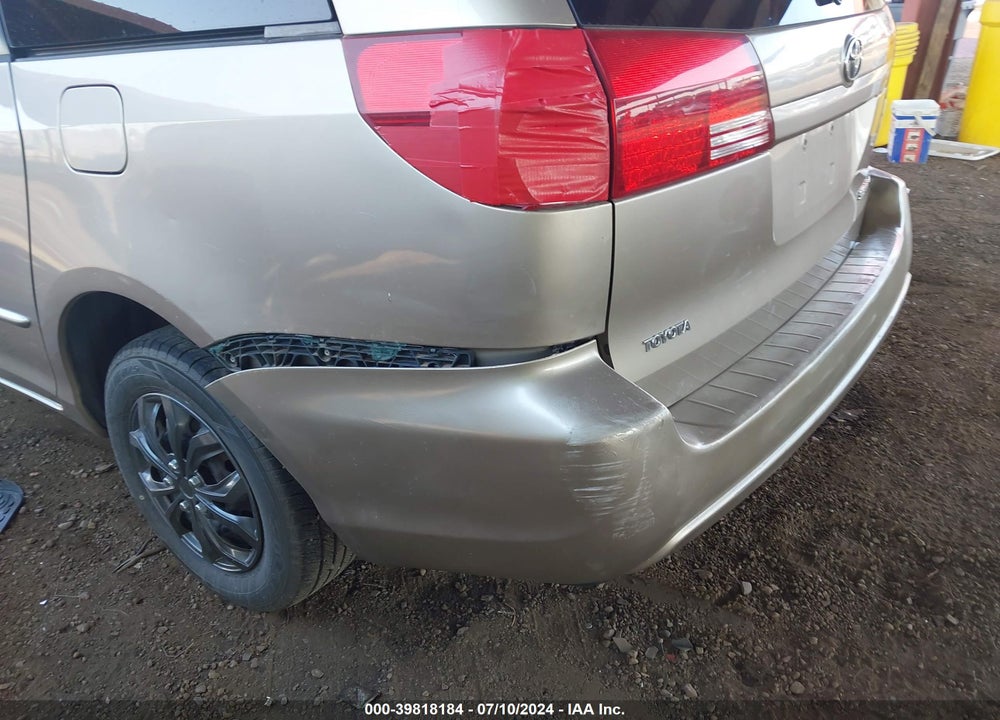 2004 TOYOTA SIENNA LE VIN: 5TDZA23C84S117138