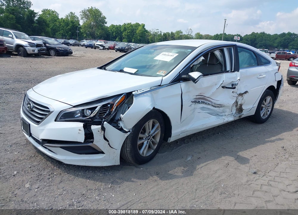 2016 HYUNDAI SONATA SE VIN: 5NPE24AFXGH362098