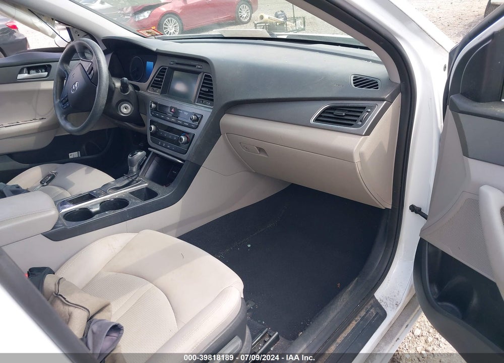 2016 HYUNDAI SONATA SE VIN: 5NPE24AFXGH362098