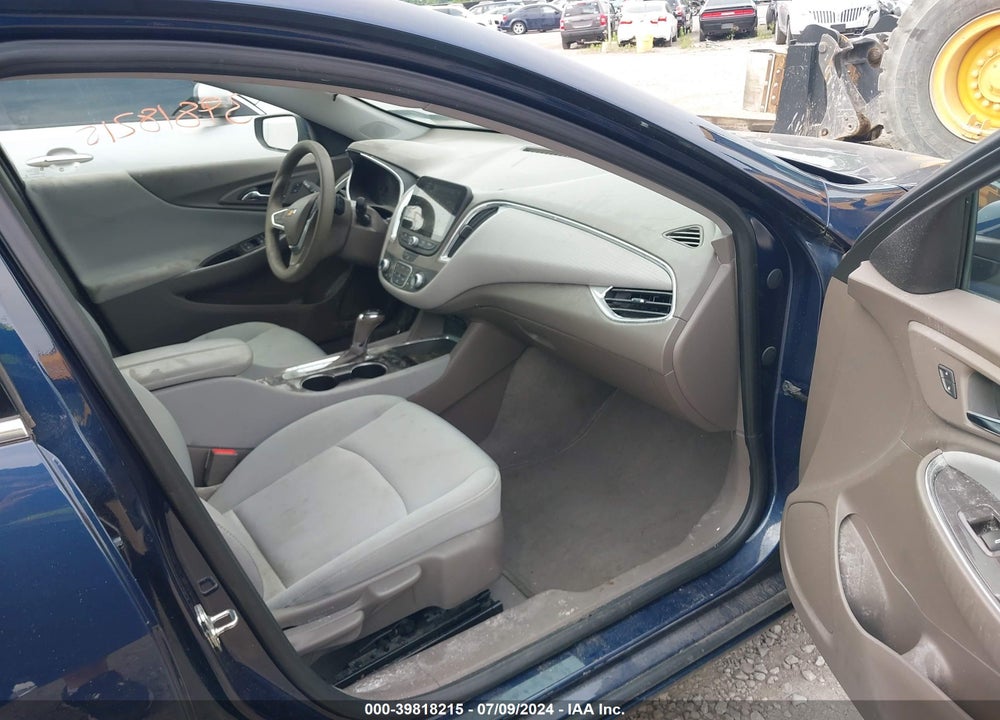 2019 CHEVROLET MALIBU LT VIN: 1G1ZD5STXKF166518
