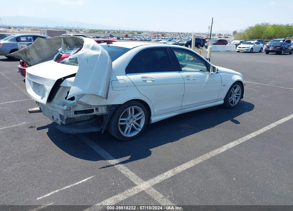 2012 MERCEDES-BENZ C 250 LUXURY/SPORT VIN: WDDGF4HB8CR218493