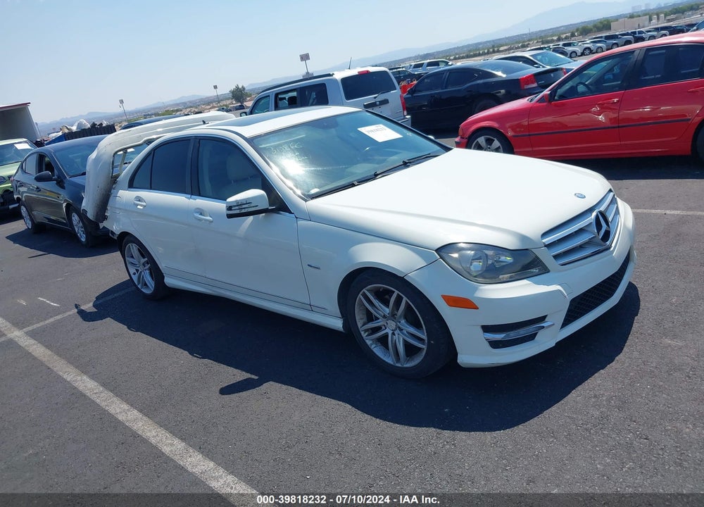 2012 MERCEDES-BENZ C 250 LUXURY/SPORT VIN: WDDGF4HB8CR218493
