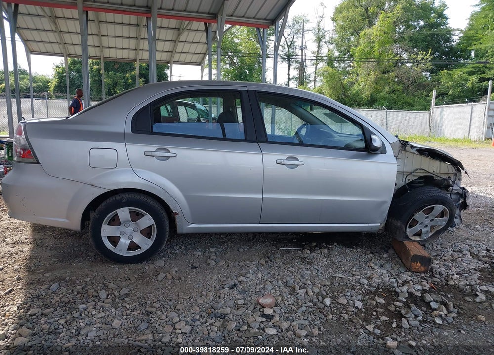 2008 CHEVROLET AVEO LS VIN: KL1TD56618B113585