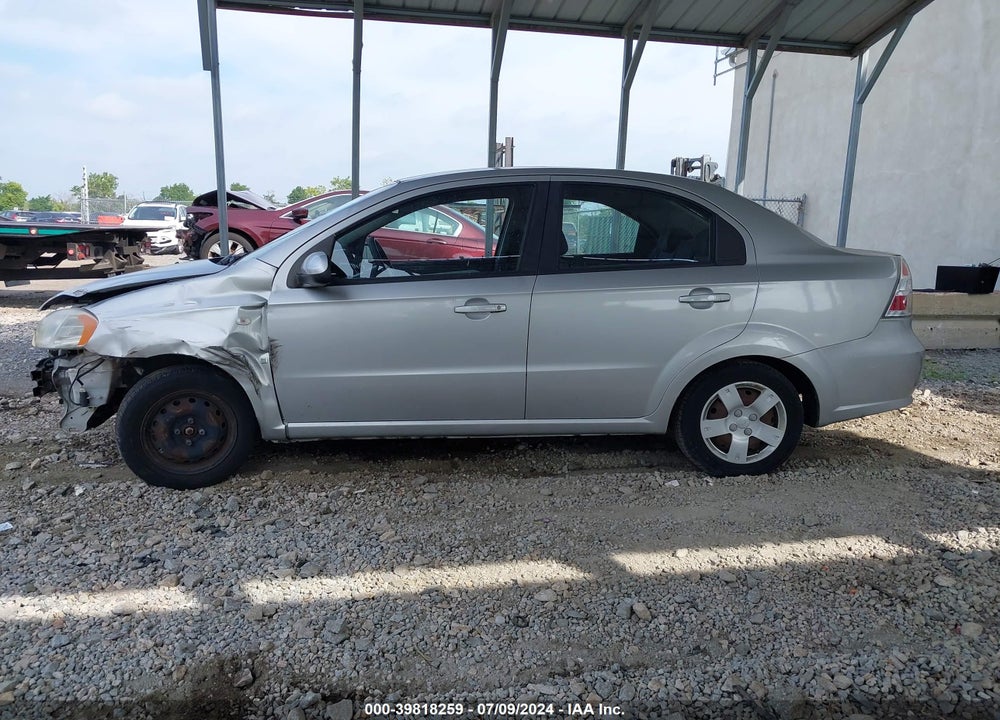 2008 CHEVROLET AVEO LS VIN: KL1TD56618B113585