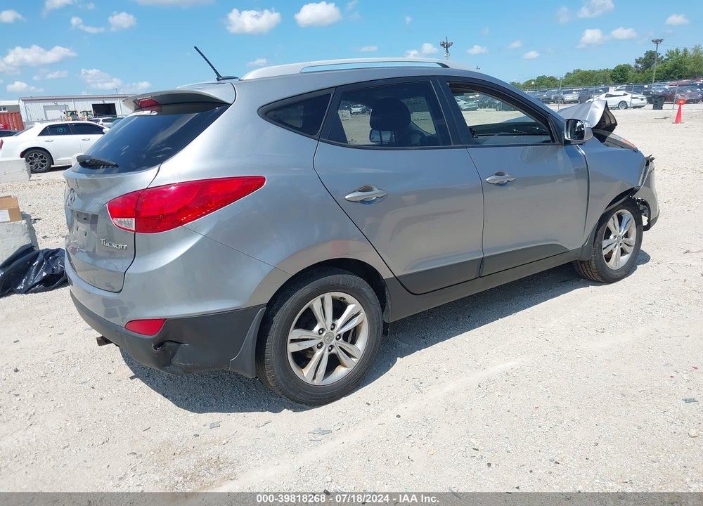 2012 HYUNDAI TUCSON GLS VIN: KM8JU3AC8CU435747