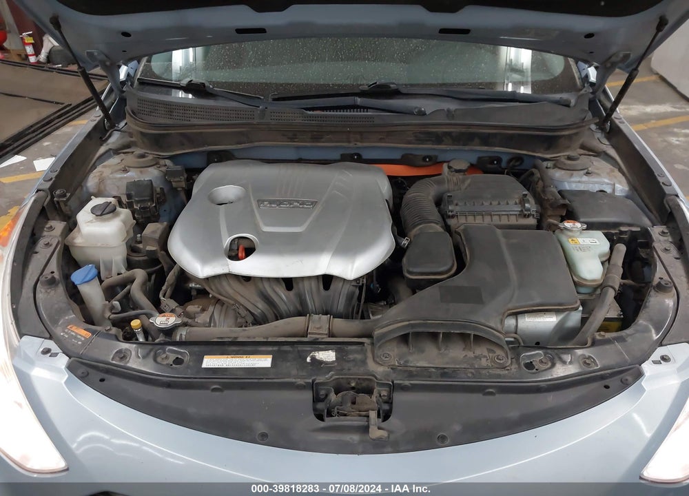 2015 HYUNDAI SONATA HYBRID LIMITED VIN: KMHEC4A48FA128961