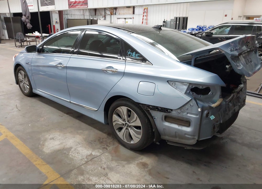 2015 HYUNDAI SONATA HYBRID LIMITED VIN: KMHEC4A48FA128961