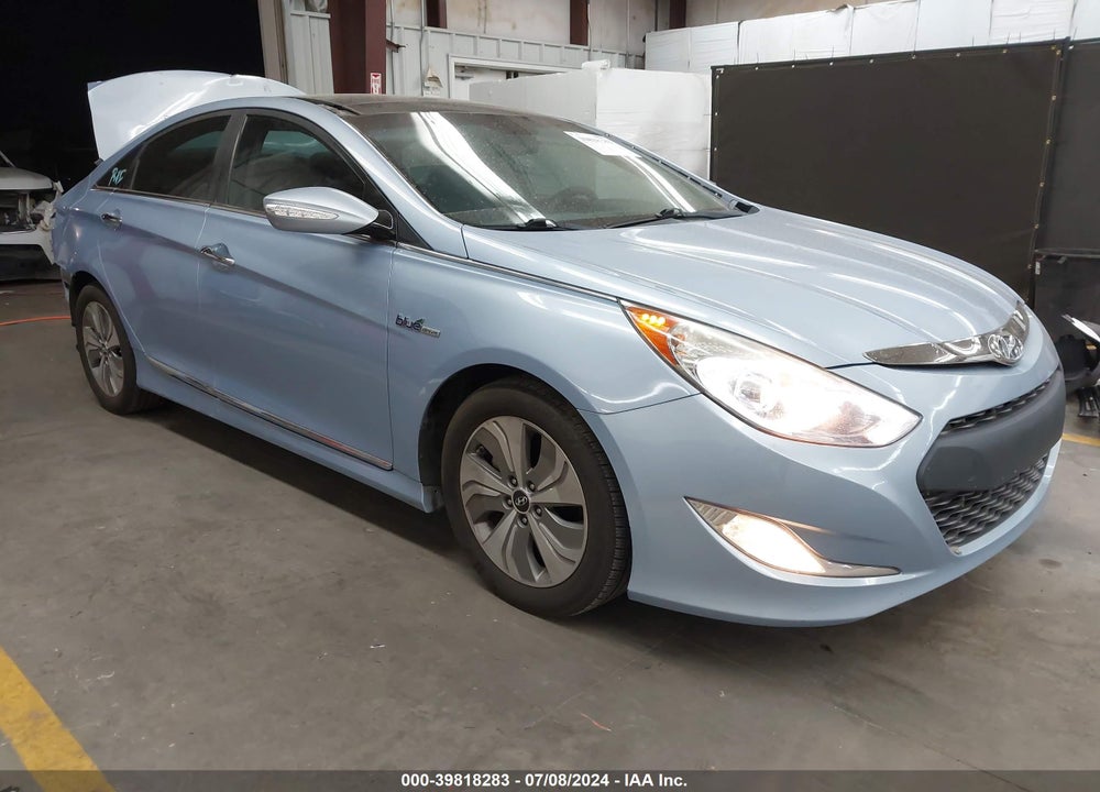 2015 HYUNDAI SONATA HYBRID LIMITED VIN: KMHEC4A48FA128961