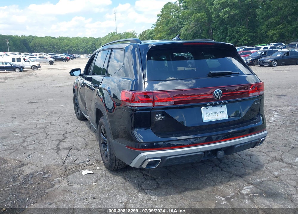 2024 VOLKSWAGEN ATLAS 2.0T PEAK EDITION SEL VIN: 1V2GR2CAXRC568223