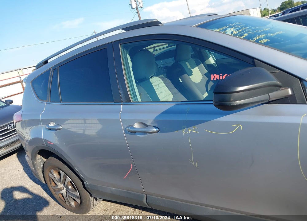 2017 TOYOTA RAV4 LE VIN: 2T3ZFREV0HW361587
