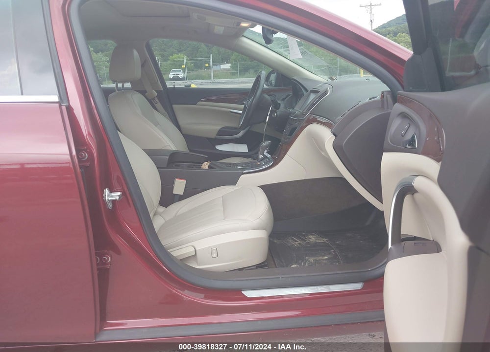 2017 BUICK REGAL TURBO VIN: 2G4GM5EX5H9108570