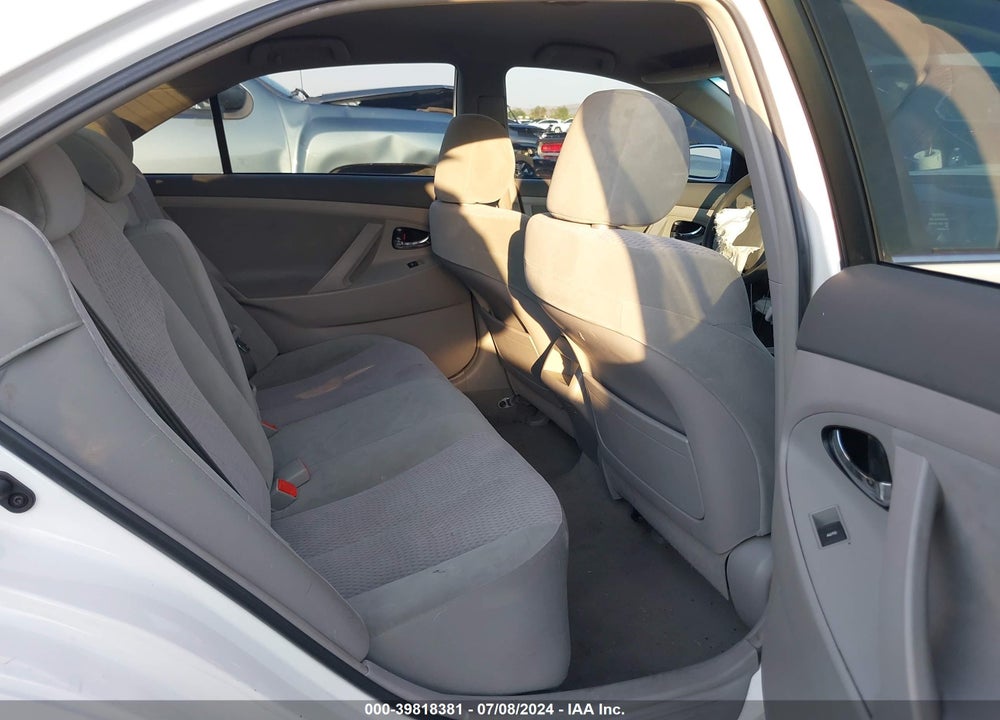 2011 TOYOTA CAMRY LE VIN: 4T1BF3EK3BU582282