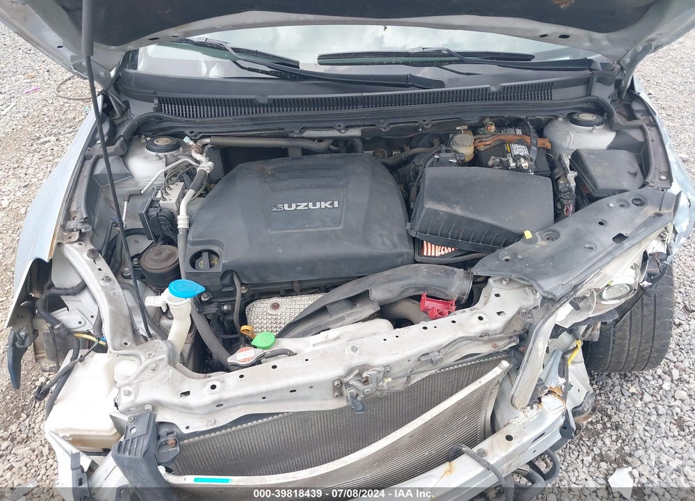 2010 SUZUKI KIZASHI VIN: JS2RE9A32A6101437