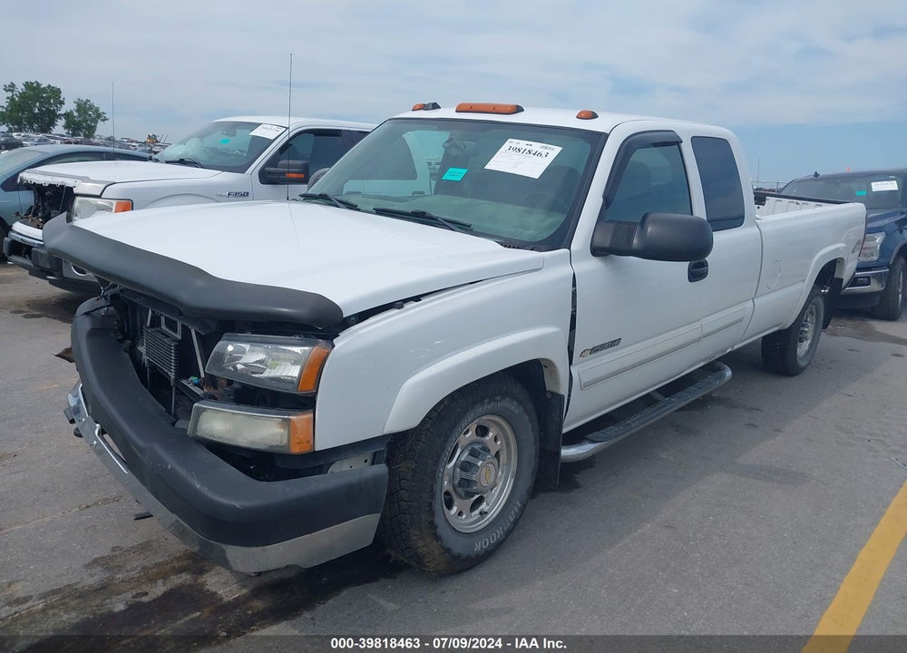 2004 CHEVROLET SILVERADO 2500HD LS VIN: 1GCHK29U04E182872