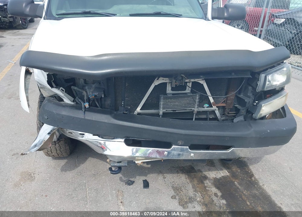 2004 CHEVROLET SILVERADO 2500HD LS VIN: 1GCHK29U04E182872