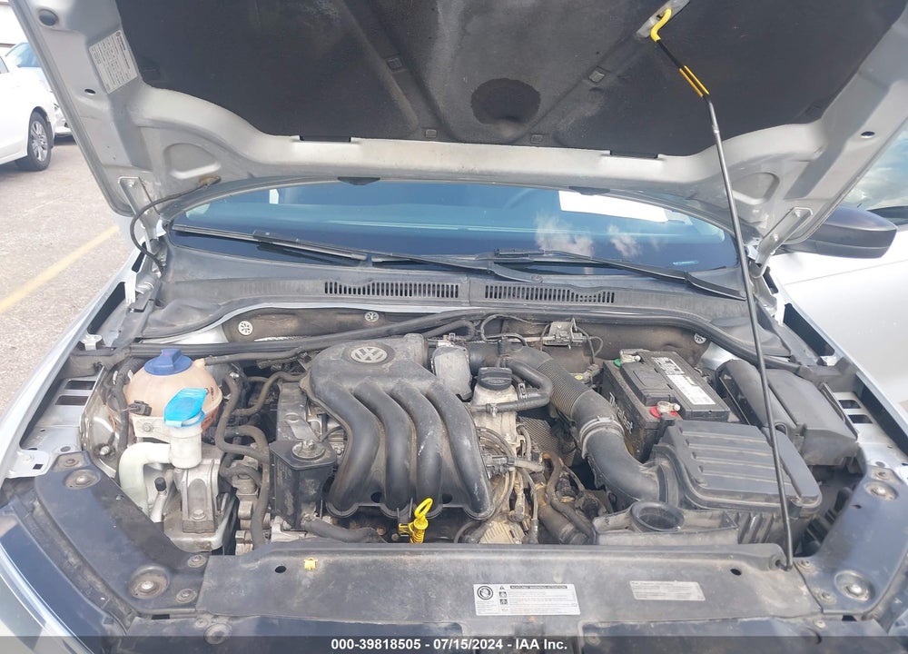 2015 VOLKSWAGEN JETTA 2.0L S VIN: 3VW2K7AJ0FM260422