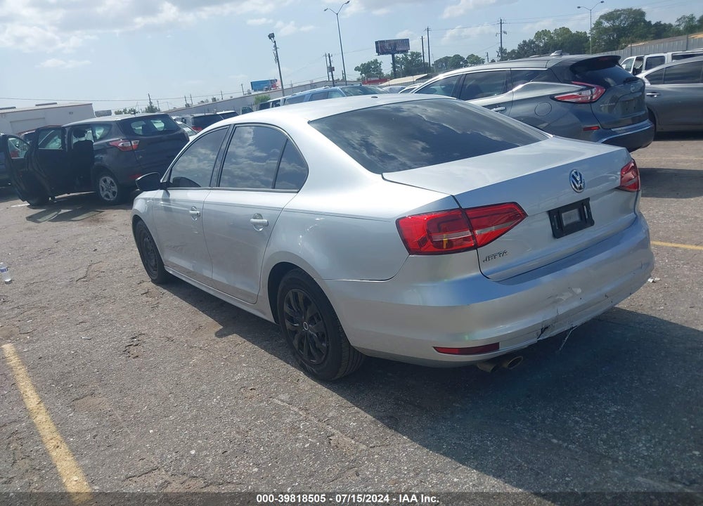 2015 VOLKSWAGEN JETTA 2.0L S VIN: 3VW2K7AJ0FM260422