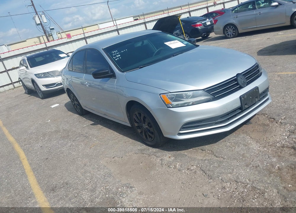 2015 VOLKSWAGEN JETTA 2.0L S VIN: 3VW2K7AJ0FM260422