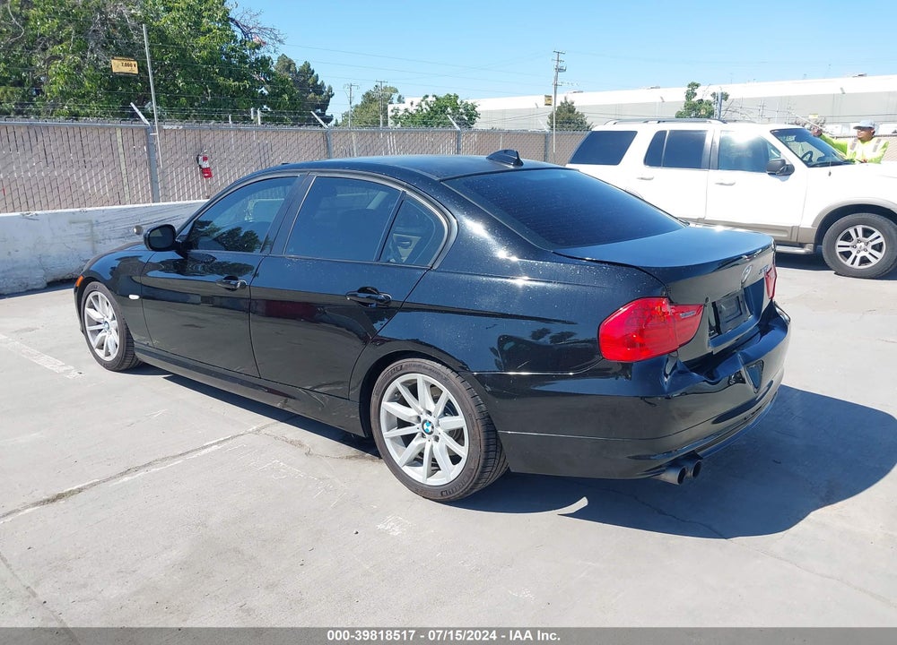 2011 BMW 328I VIN: WBAPH5G59BNM77227