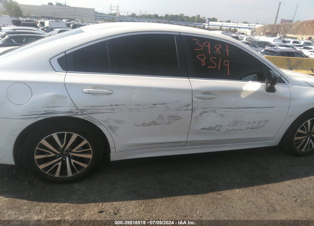 2018 SUBARU LEGACY 2.5I VIN: 4S3BNAB61J3003927