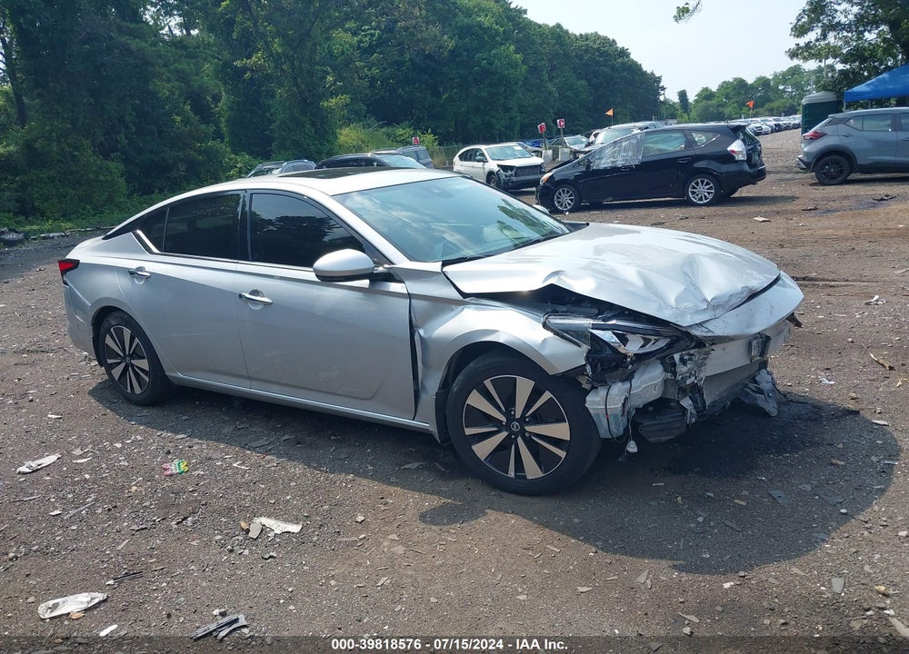 2022 NISSAN ALTIMA SL FWD VIN: 1N4BL4EV5NN303562