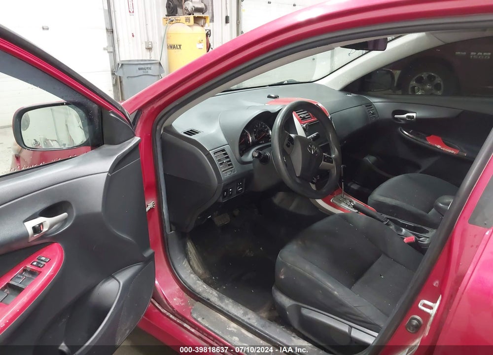 2011 TOYOTA COROLLA S VIN: 2T1BU4EE9BC552758