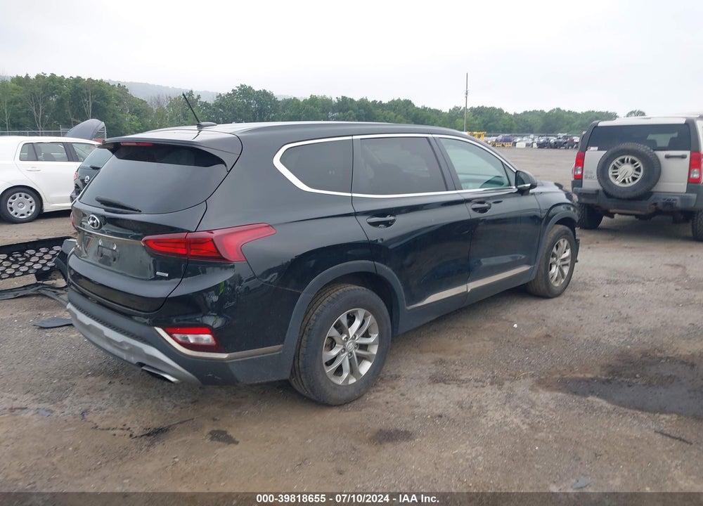 2019 HYUNDAI SANTA FE VIN: 5NMS2CAD7KH027611