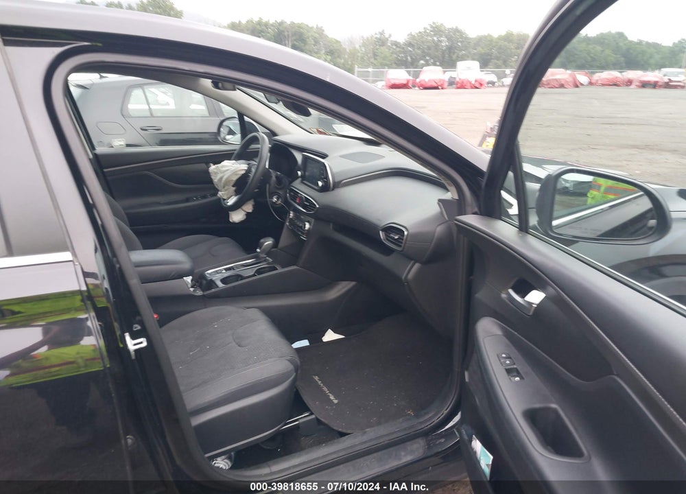 2019 HYUNDAI SANTA FE VIN: 5NMS2CAD7KH027611