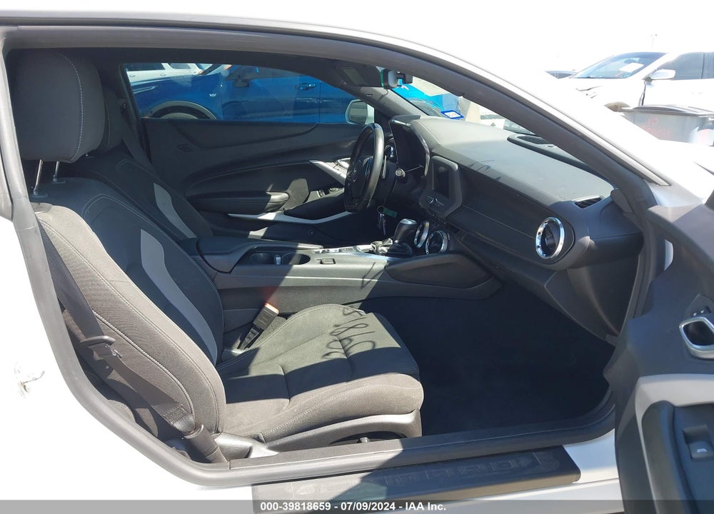 2022 CHEVROLET CAMARO RWD 1LT VIN: 1G1FB1RX8N0120901
