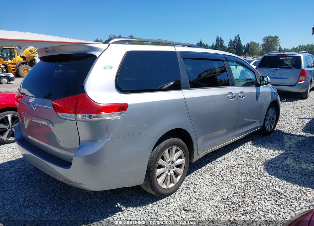 2011 TOYOTA SIENNA XLE VIN: 5TDDK3DC1BS028925