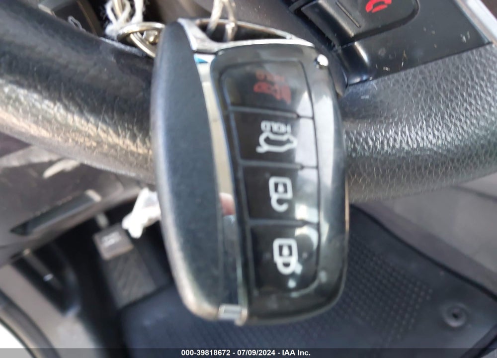 2018 HYUNDAI SANTA FE SPORT VIN: 5NMZU3LB0JH096580