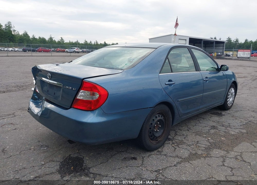 2004 TOYOTA CAMRY XLE VIN: 4T1BE30K04U882990