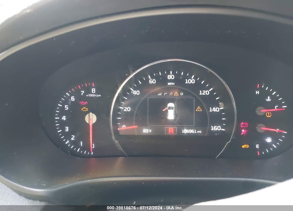 2016 KIA SORENTO 3.3L SX VIN: 5XYPKDA54GG169095