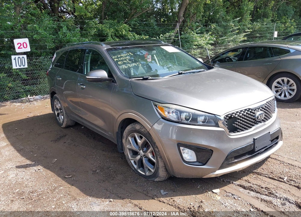 2016 KIA SORENTO 3.3L SX VIN: 5XYPKDA54GG169095