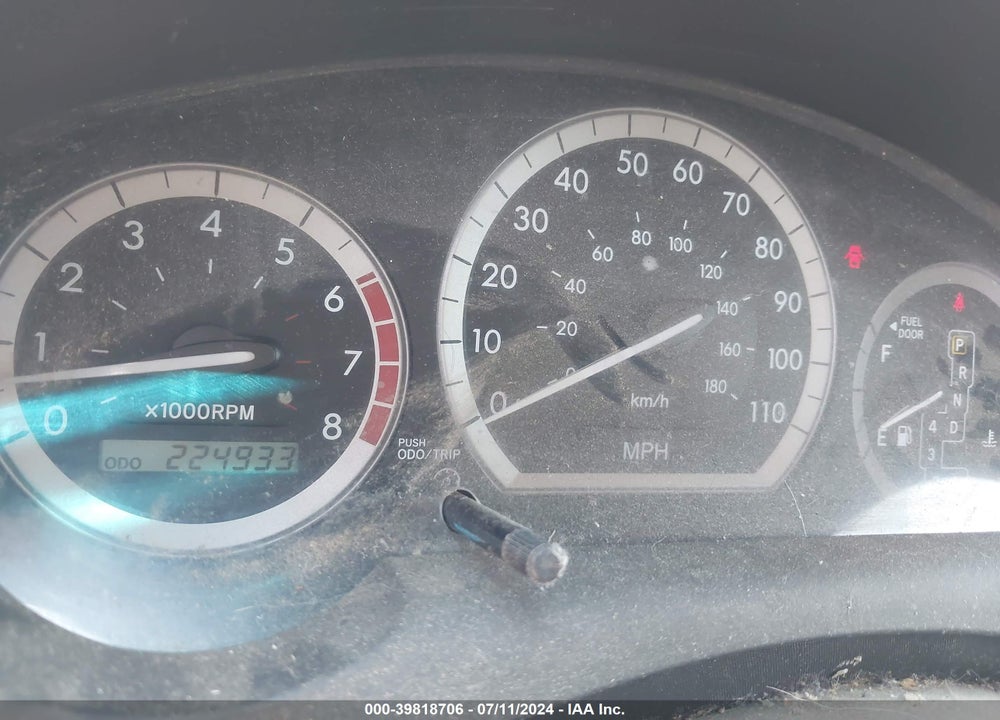 2004 TOYOTA SIENNA LE VIN: 5TDBA23C54S020268