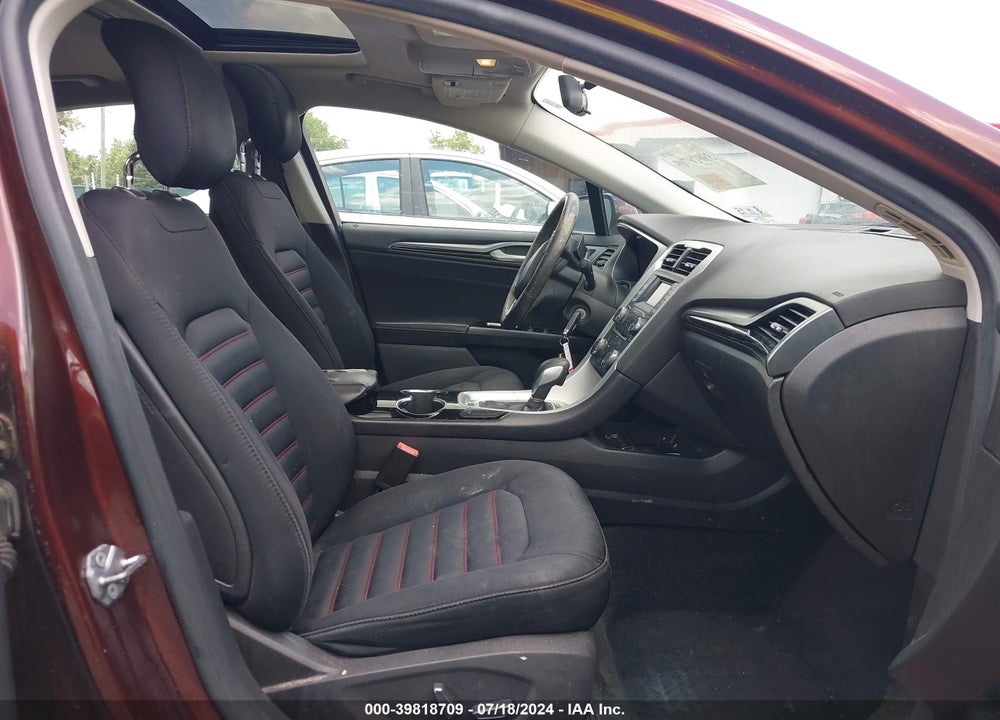 2015 FORD FUSION SE VIN: 3FA6P0H9XFR125935