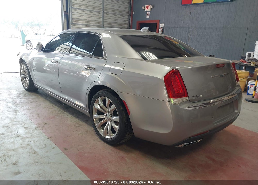 2017 CHRYSLER 300C VIN: 2C3CCAEG7HH570301